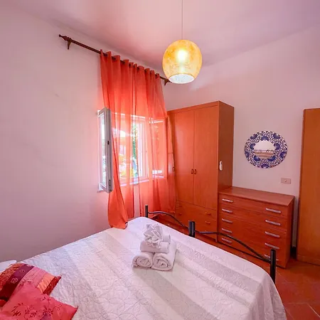 L'oleandro Bianco Apartament *